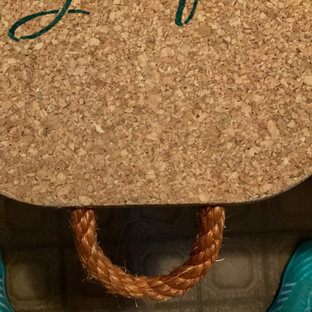 Cork wall hanging 8.5x18 live simply remain grateful. H179 - Picture 3 of 4